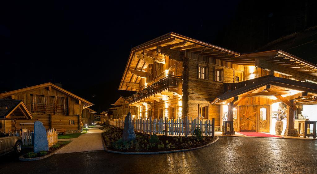 Chaletdorf Auszeit Hüttschlag Zimmer foto