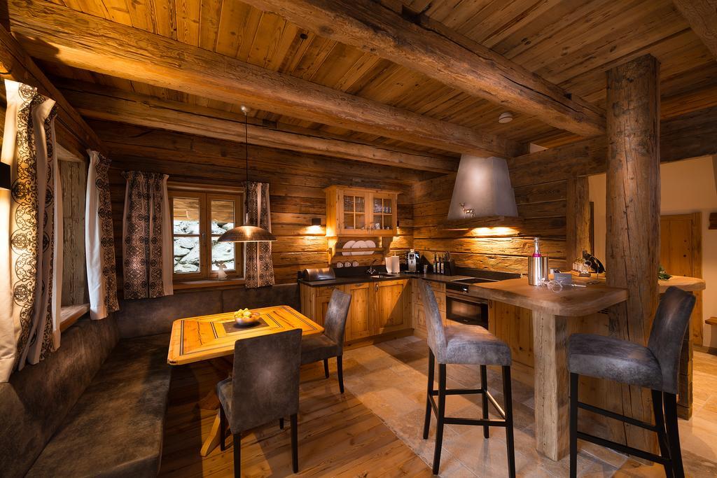 Chaletdorf Auszeit Hüttschlag Zimmer foto